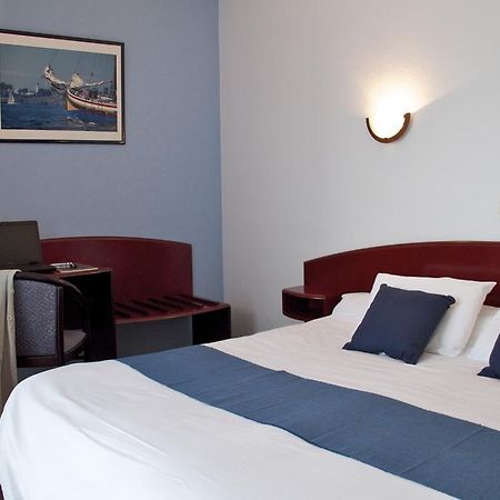 Hotel Le Ty-Lann Saint-Ave Экстерьер фото