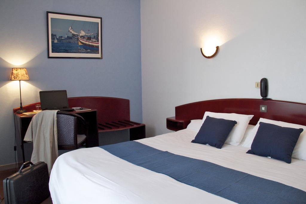 Hotel Le Ty-Lann Saint-Ave Экстерьер фото
